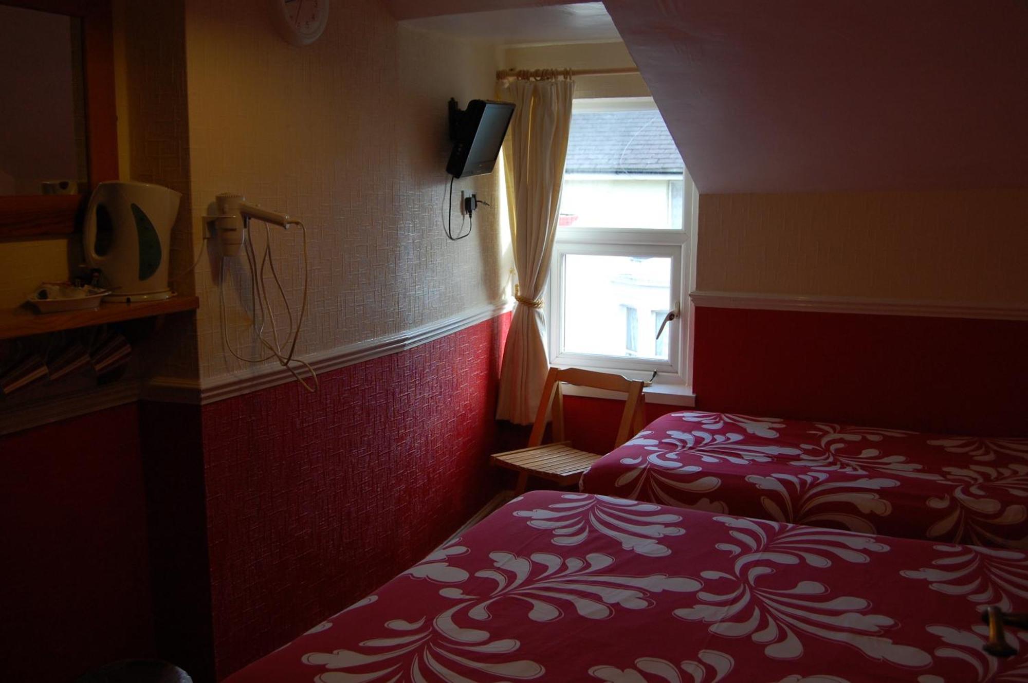 The Chorlton Hotel Blackpool Room photo