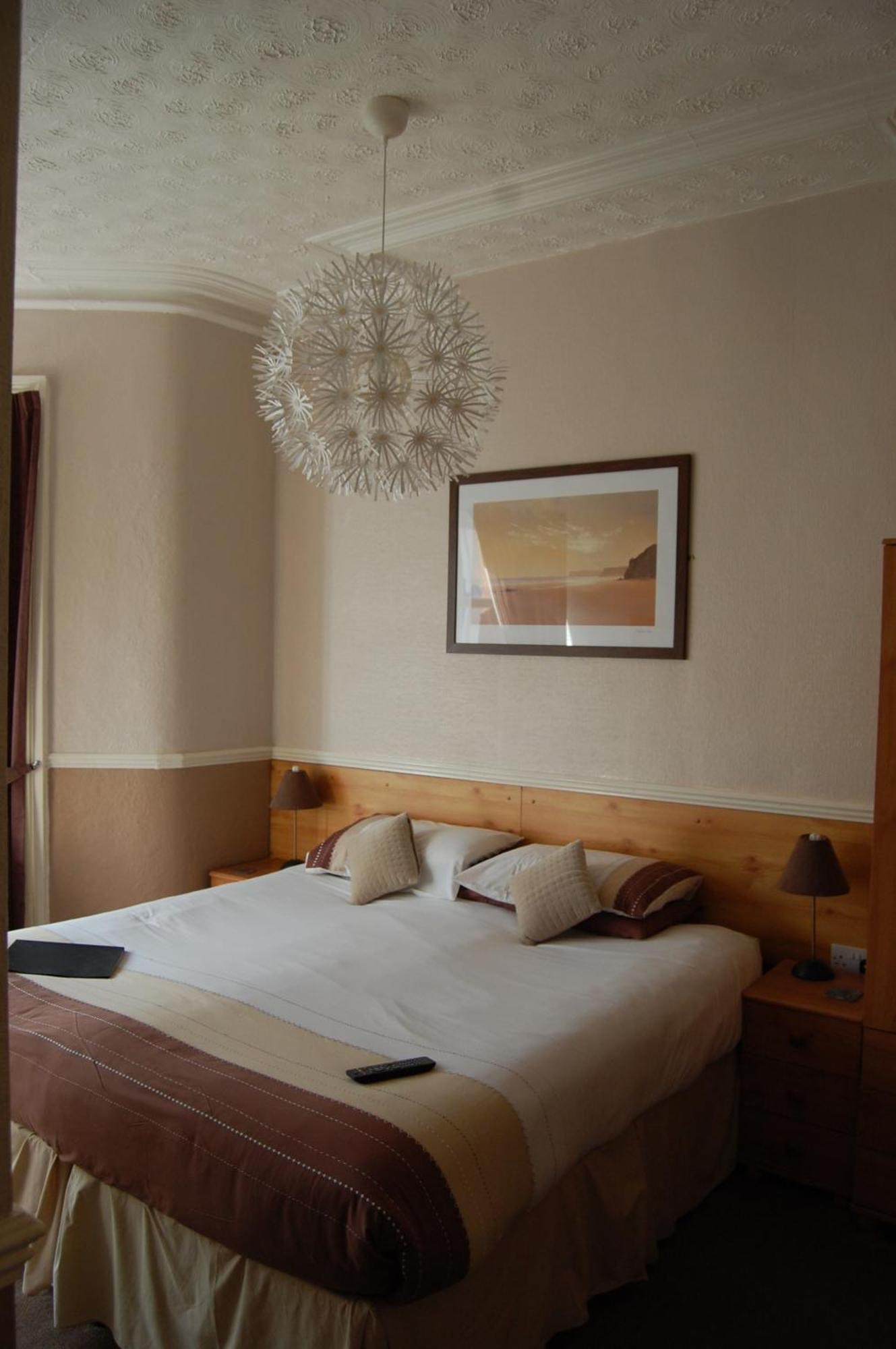 The Chorlton Hotel Blackpool Room photo